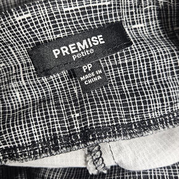Black and White Print Dress Pants Size Small Petite - Picture 3 of 4